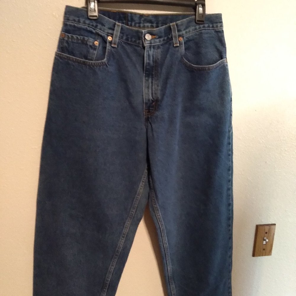 Levi 560 Jeans, Size W-33;L-34. Excellent Condition.